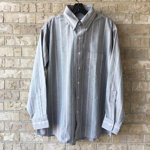 NWOT Arrow Striped  Button Up Shirt Size 17-32/33